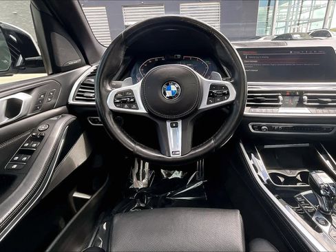 Used 2019 BMW X5 xDrive50i w/ M Sport Package image 6