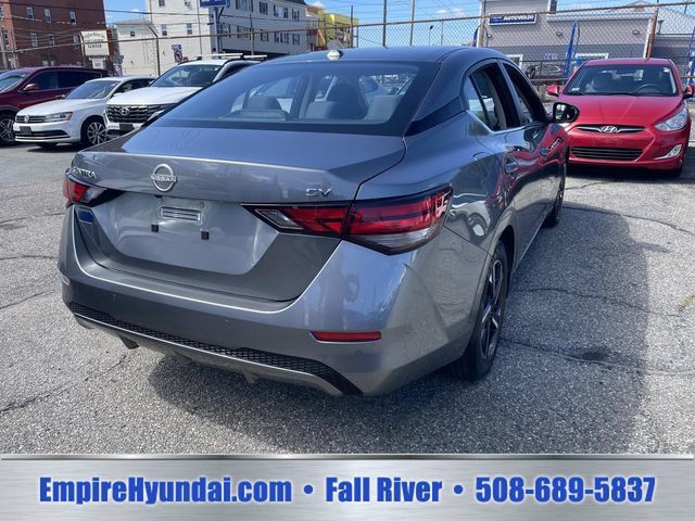 Used 2024 Nissan Sentra SV FWD image 8