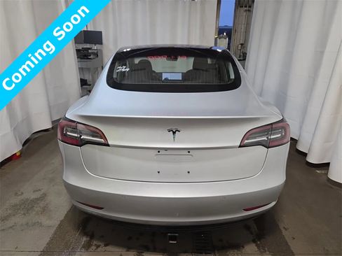 Used 2018 Tesla Model 3 Long Range image 5