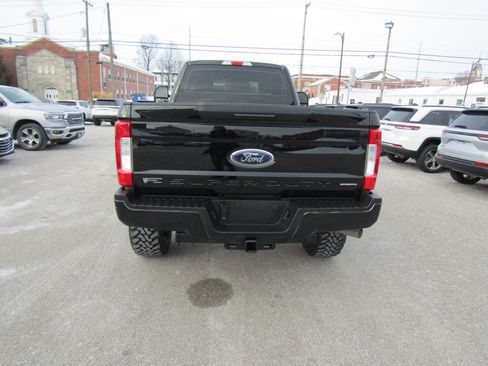 Used 2017 Ford F250 XL w/ STX Appearance Package image 4