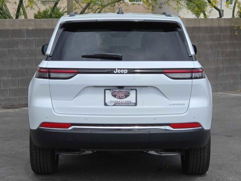 New 2026 Jeep Grand Cherokee Laredo X RWD image 1