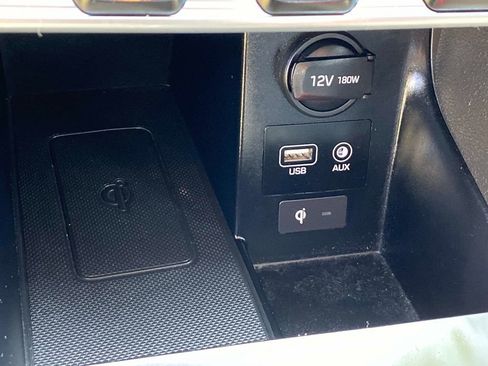 Used 2020 Hyundai Elantra Limited w/ Ultimate Package 03 FWD image 13