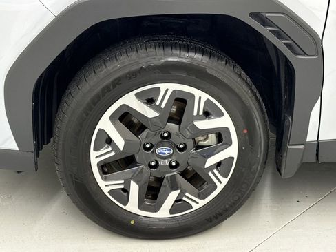 Used 2026 Subaru Forester Premium AWD/4WD image 10