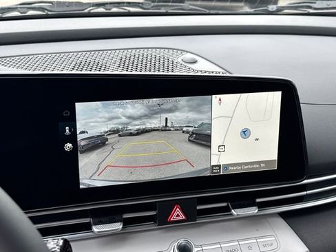 New 2026 Hyundai Elantra Limited FWD image 19