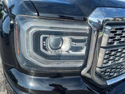 Used 2017 GMC Sierra 1500 Denali w/ Denali Ultimate Package AWD/4WD image 50