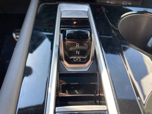 New 2026 Volkswagen Atlas Cross Sport SEL Premium R-Line image 42