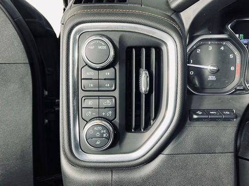 Used 2022 GMC Sierra 1500 AT4 w/ Technology Package image 20