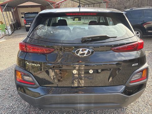 Used 2021 Hyundai Kona SE image 5
