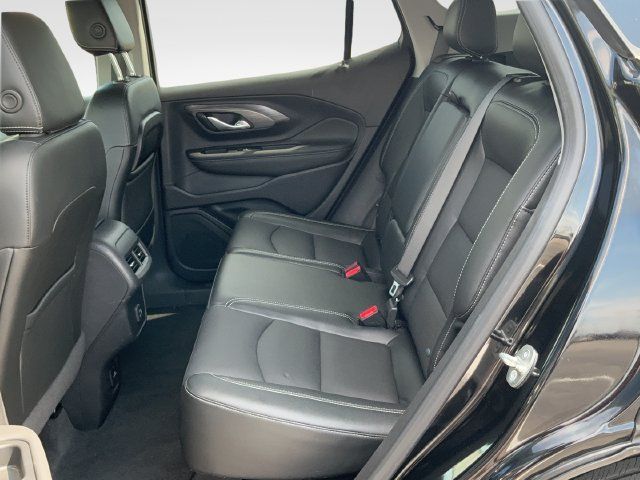 Used 2023 GMC Terrain SLT w/ Infotainment Package II AWD/4WD image 14