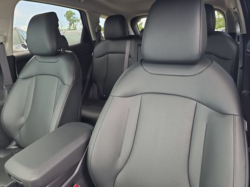 New 2026 Kia Sportage EX FWD image 21