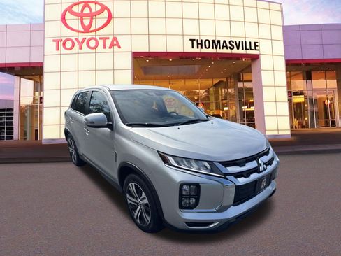 Used 2025 Mitsubishi Outlander Sport ES AWD/4WD image 3