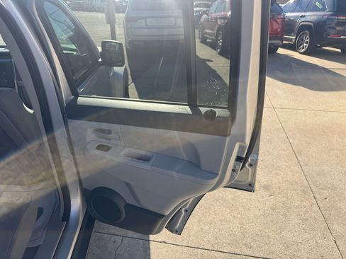 Used 2008 Jeep Liberty Sport w/ Popular Equipment Group image 17