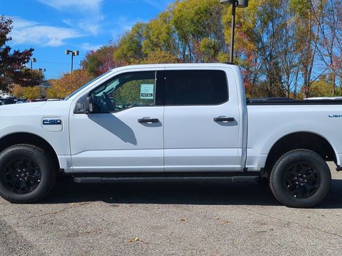 New 2025 Ford F150 Lightning XLT image 2