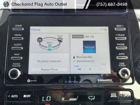 Used 2022 Toyota Prius XLE image 32