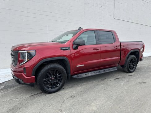 Used 2023 GMC Sierra 1500 Elevation w/ Preferred Package image 1