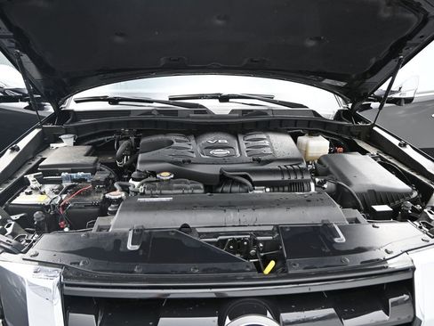 Used 2024 Nissan Armada Platinum w/ Captain's Chairs Package image 5