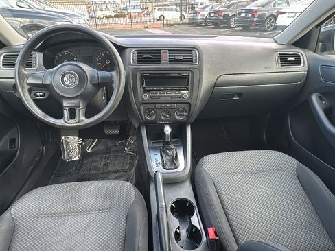 Used 2012 Volkswagen Jetta 2.0L S image 20