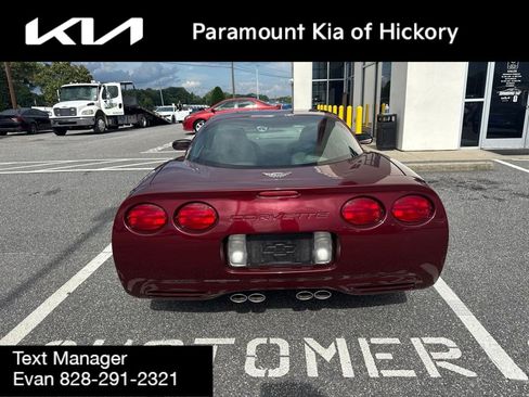 Used 2003 Chevrolet Corvette Coupe w/ Preferred Equipment Group RWD image 7