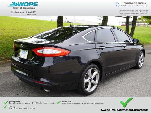 Used 2015 Ford Fusion SE w/ Equipment Group 202A FWD image 3