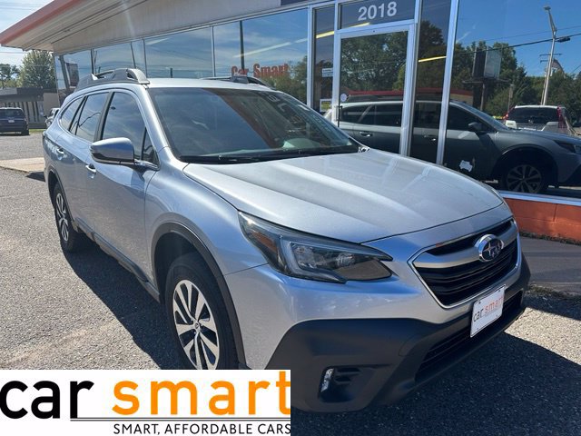 Used 2022 Subaru Outback Premium AWD/4WD image 1