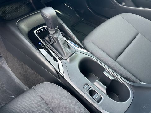 Used 2026 Toyota Corolla LE image 19