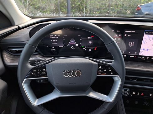 New 2025 Audi Q5 Premium Plus image 8