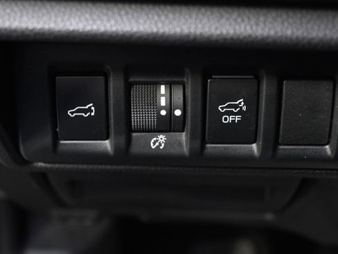 Used 2022 Subaru Outback Limited image 25