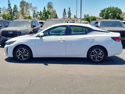 Used 2024 Nissan Sentra SV FWD image 29