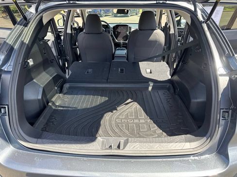 Used 2025 Subaru Crosstrek 2.5i Premium AWD/4WD image 16