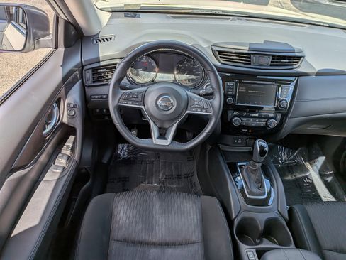 Used 2019 Nissan Rogue SV AWD/4WD image 18