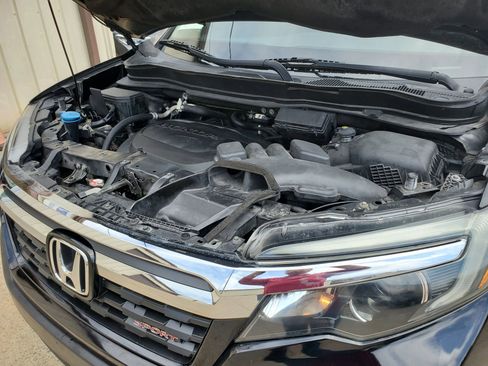 Used 2018 Honda Ridgeline Sport image 42