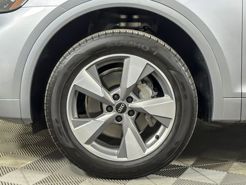 Used 2023 Audi Q5 2.0T Premium Plus w/ Premium Plus Package AWD/4WD image 25