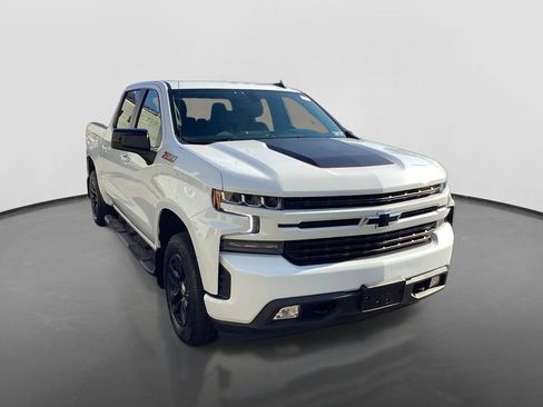 Used 2021 Chevrolet Silverado 1500 RST AWD/4WD image 3