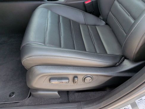 Used 2025 Honda CR-V EX-L image 13