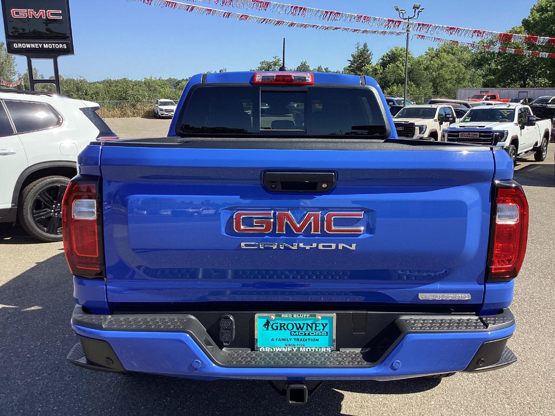 New 2025 GMC Canyon Elevation w/ Convenience Package AWD/4WD image 8