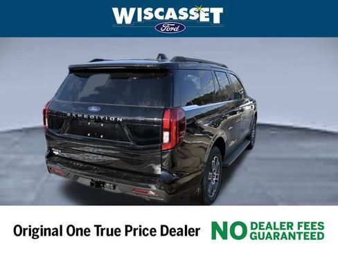 New 2025 Ford Expedition Active image 23
