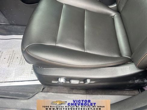 Used 2019 Cadillac XT4 Sport w/ Cold Weather Package image 12