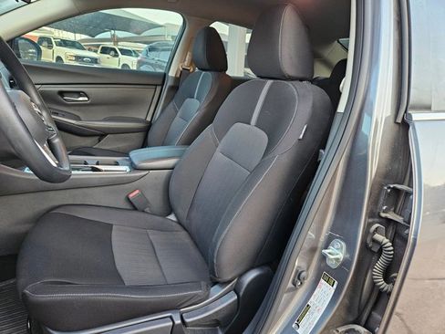 Used 2025 Nissan Sentra SV image 13