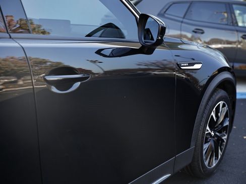 Used 2024 MAZDA CX-90 Plug-In Hybrid w/ Premium Plus image 7