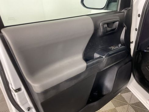 Used 2021 Toyota Tacoma SR image 16
