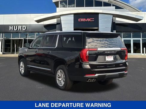 New 2026 GMC Yukon XL Denali w/ Sun & Power Step Package AWD/4WD image 10