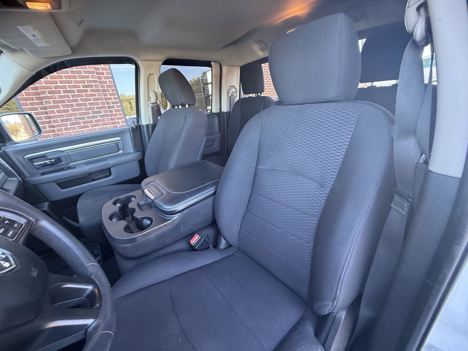 Used 2019 RAM 1500 Warlock AWD/4WD image 15