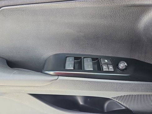 Used 2026 Toyota Camry LE FWD image 33