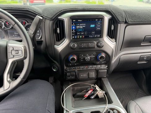 Used 2021 Chevrolet Silverado 1500 RST w/ All Star Edition Plus AWD/4WD image 9
