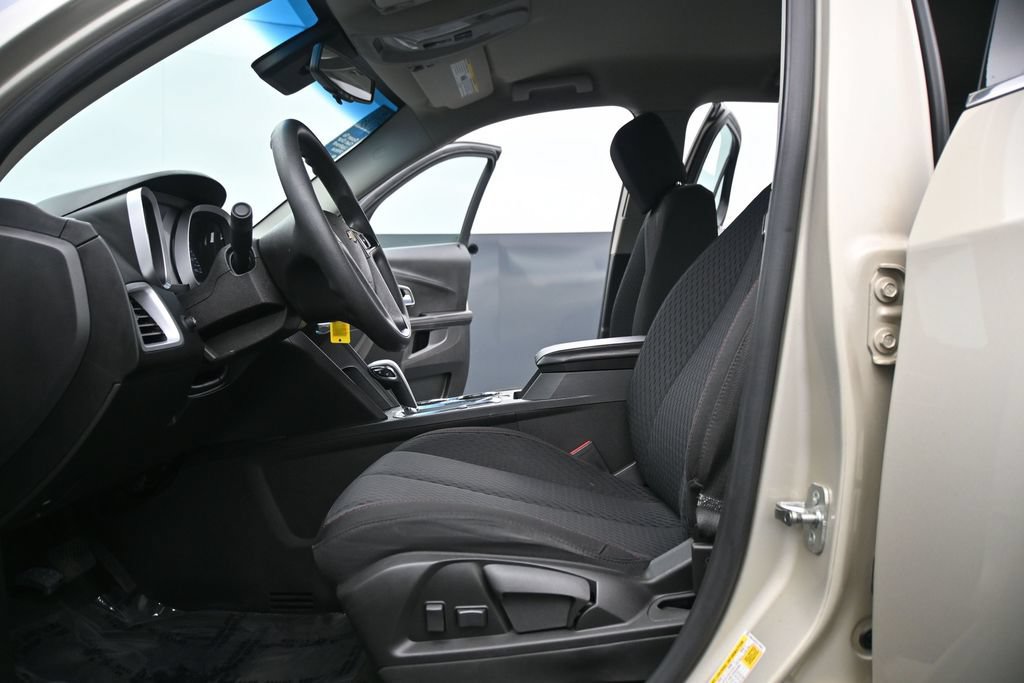 Used 2014 Chevrolet Equinox LS FWD image 19