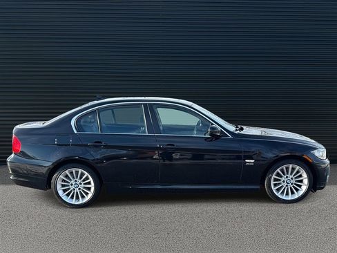 Used 2011 BMW 335i xDrive 335i xDrive image 4