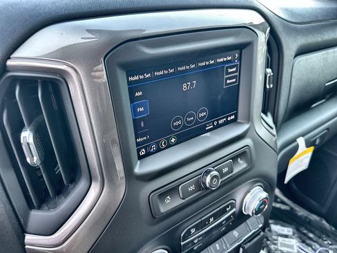 New 2026 GMC Sierra 2500 Pro w/ 1SA Pro Safety Plus Package AWD/4WD image 28