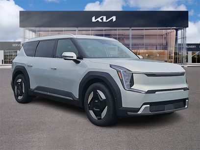 New 2026 Kia EV9 Wind