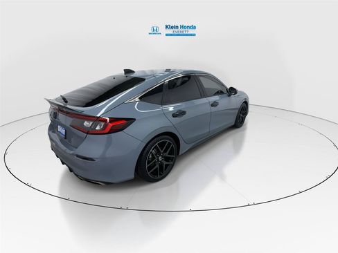 Certified 2024 Honda Civic Sport Touring image 2