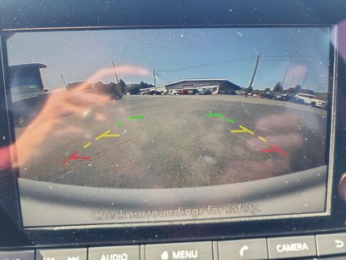 New 2025 Nissan Pathfinder SV image 17